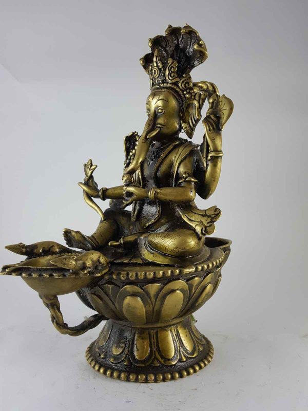Brass Ganesh Sukunda Oil Lamp – High-Quality Statue