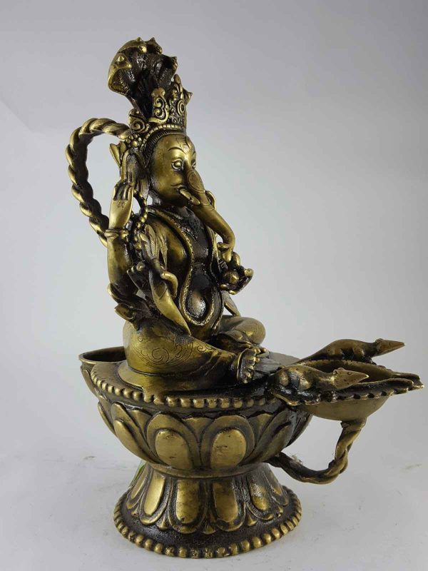 Brass Ganesh Sukunda Oil Lamp – High-Quality Statue