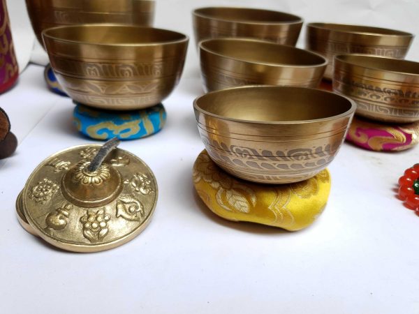 Seven Chakra Singing Bowl Set – Complete Healing Kit