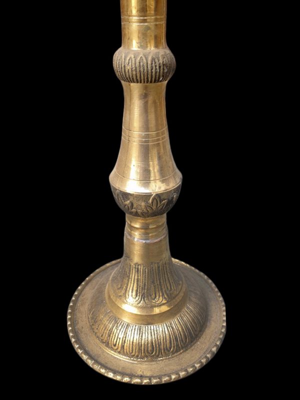 Nepali Traditional Panas Statue – Sukunda Oil Lamp Set