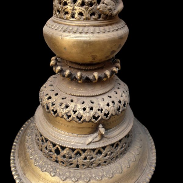 Nepali Traditional Panas Statue Set – Sukunda Oil Lamp