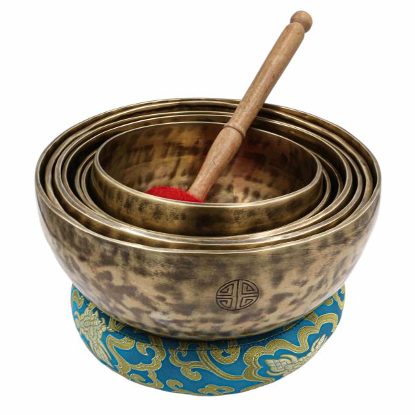 Seven Chakra Singing Bowl Set – Bronze with Full Moon Carving