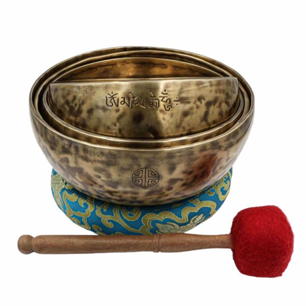 Seven Chakra Singing Bowl Set – Bronze with Full Moon Carving