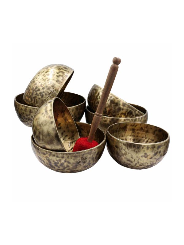 Seven Chakra Singing Bowl Set – Bronze with Full Moon Carving
