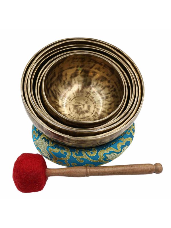 Seven Chakra Singing Bowl Set – Bronze with Full Moon Carving