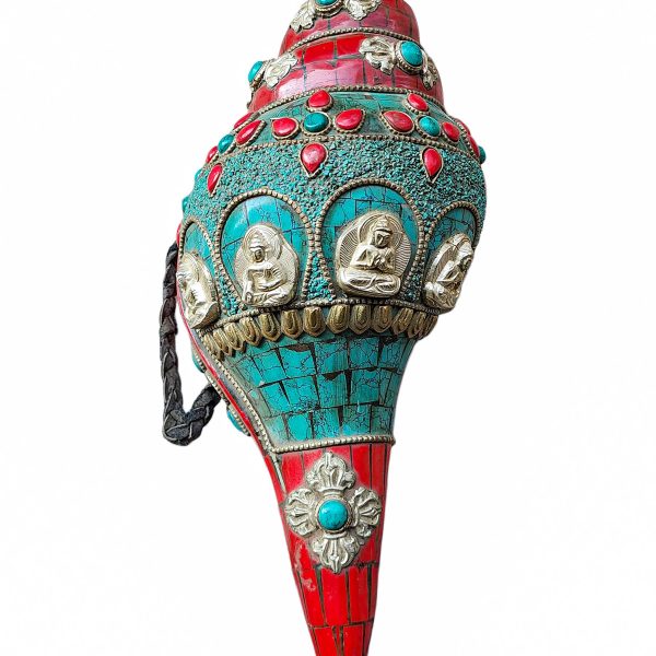 Conch Shell with Pancha Buddha and Stone Setting