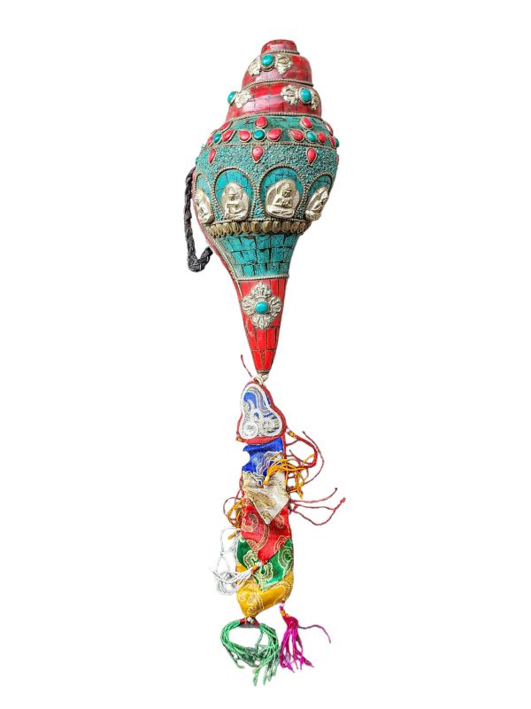 Conch Shell with Pancha Buddha and Stone Setting