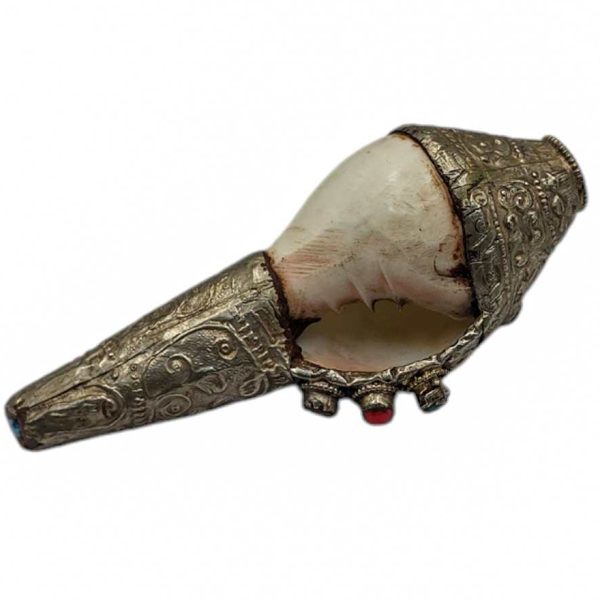 Conch Shell with Stone Setting – White and Silver Color
