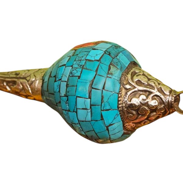 Conch Shell Pendant with Stone Setting