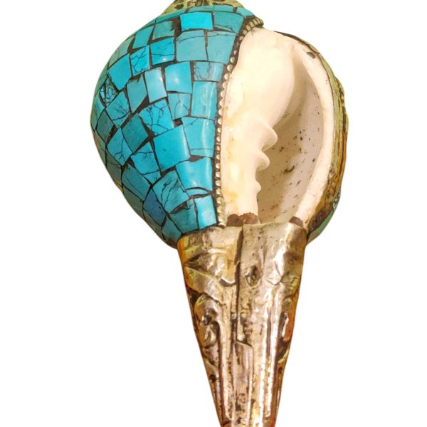 Conch Shell Pendant with Stone Setting