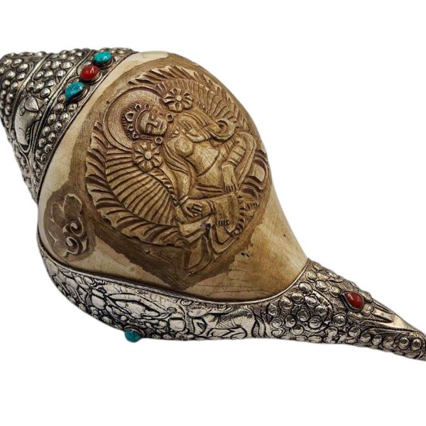 Conch Shell – Silver and Stone Setting
